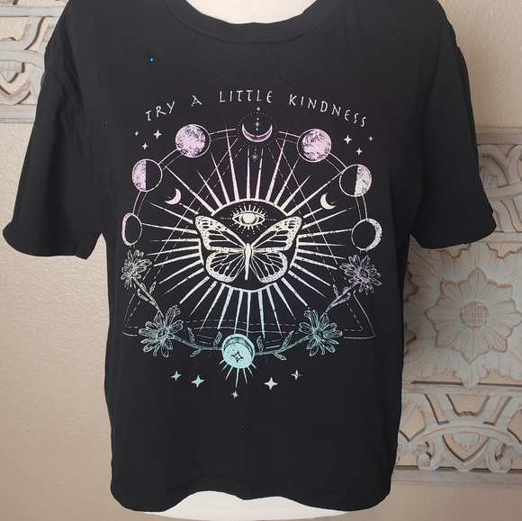 Black ⚫ Moon Stars Crop Top - Picture 14 of 14